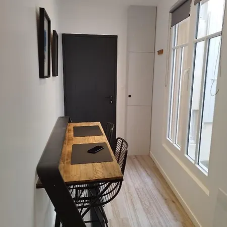 Le St Louis Chambre Amenagee Avec Cuisine N°4 La Rochelle  Exterior photo